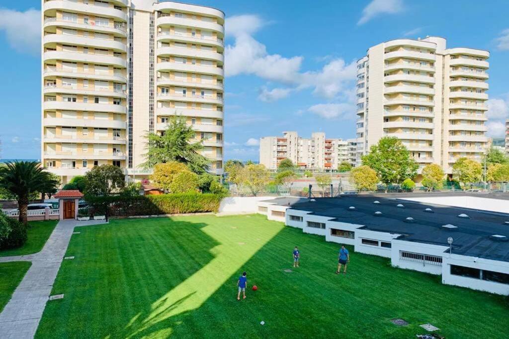 Appartamento Apartamento Los Marineros, Playa Y Buen Ambiente En Ever Laredo Esterno foto